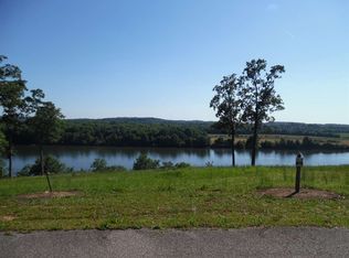 88 Adam Loop, Bath Springs, TN 38311