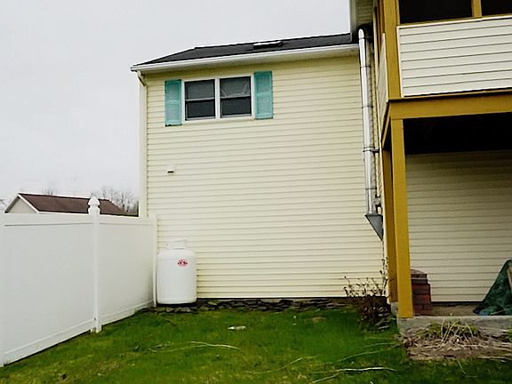 5th image of 106 Gurba Dr S
