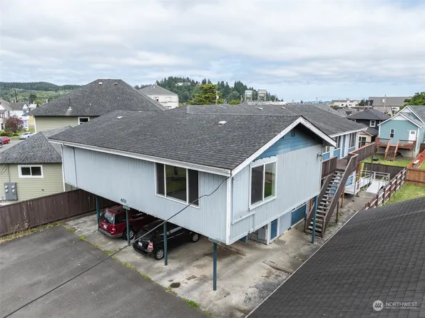 401 2nd Street, Hoquiam, WA 98550