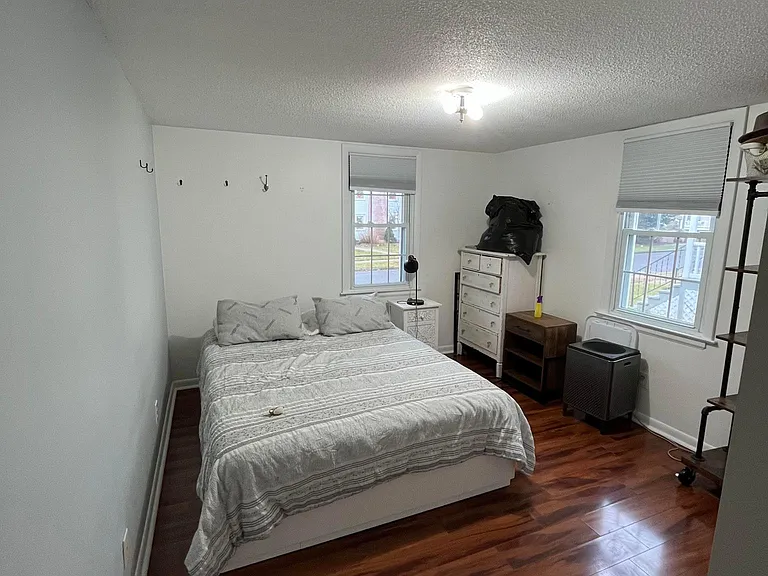 100 Meadowbrook Rd #1 — Photo 5