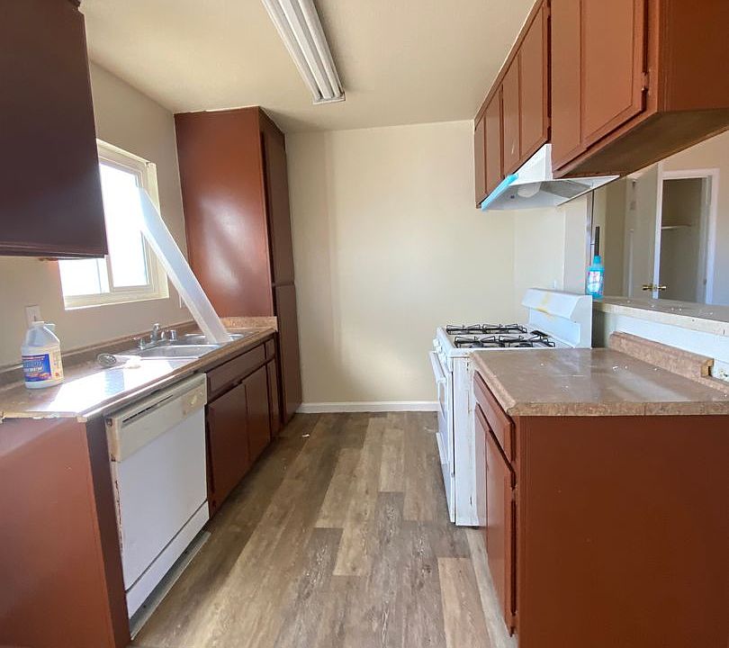 1st image of 11595 White Ave APT 1