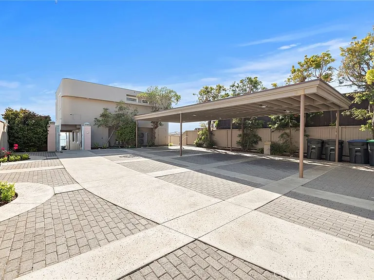 603 S Coast Hwy #A — Photo 21