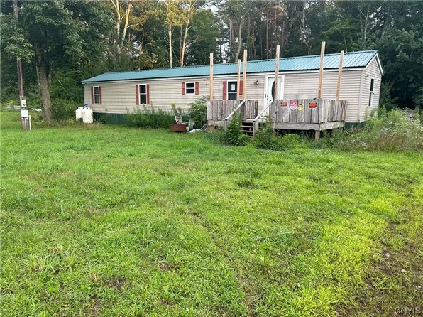 397 County Route 28, Pulaski, NY 13142