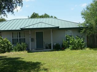 418 E Doddridge Ave, Kingsville, TX 78363