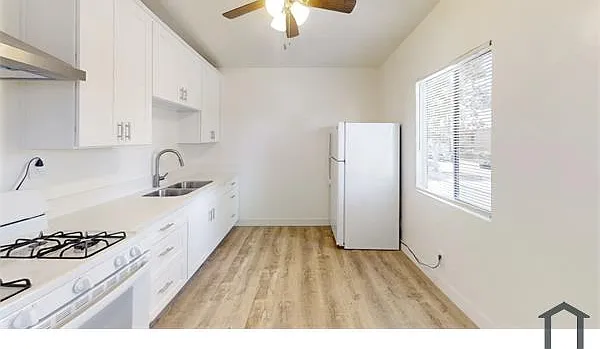 3348 Santa Fe Ave #6 — Photo 3