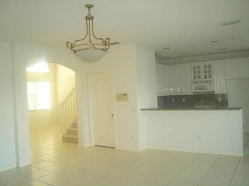 4th image of 4541 NW 94th Ct