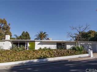 3522 Stonewood Dr, Sherman Oaks, CA 91403