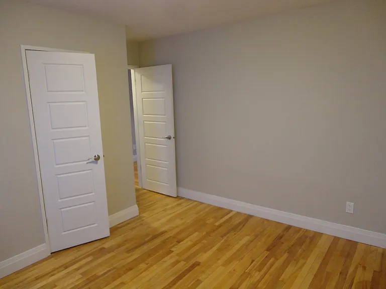 1404 Rosenthal Ave #5 — Photo 6