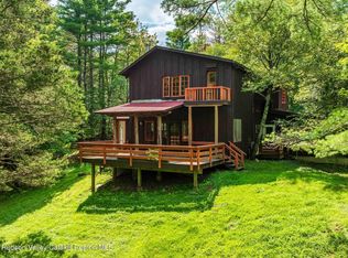 61 W Saugerties Woodstock Rd, Woodstock, NY 12498