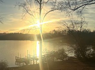 471 Boyds Mill Pond Rd, Laurens, SC 29360