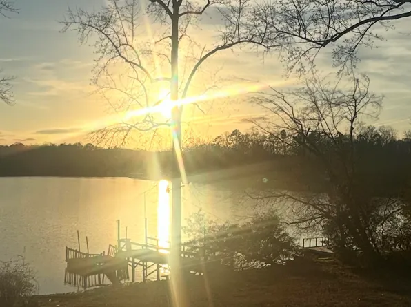 471 Boyds Mill Pond Rd, Laurens, SC 29360