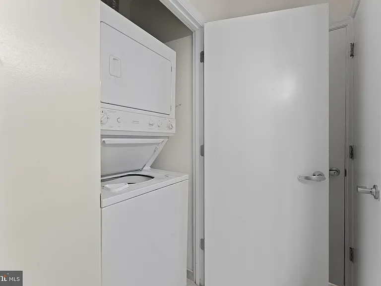355 I St SW #S104 — Photo 22