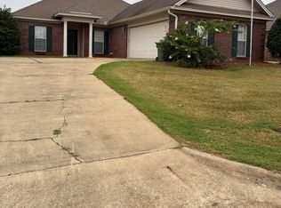 1319 Hallwood Ln, Montgomery, AL 36117