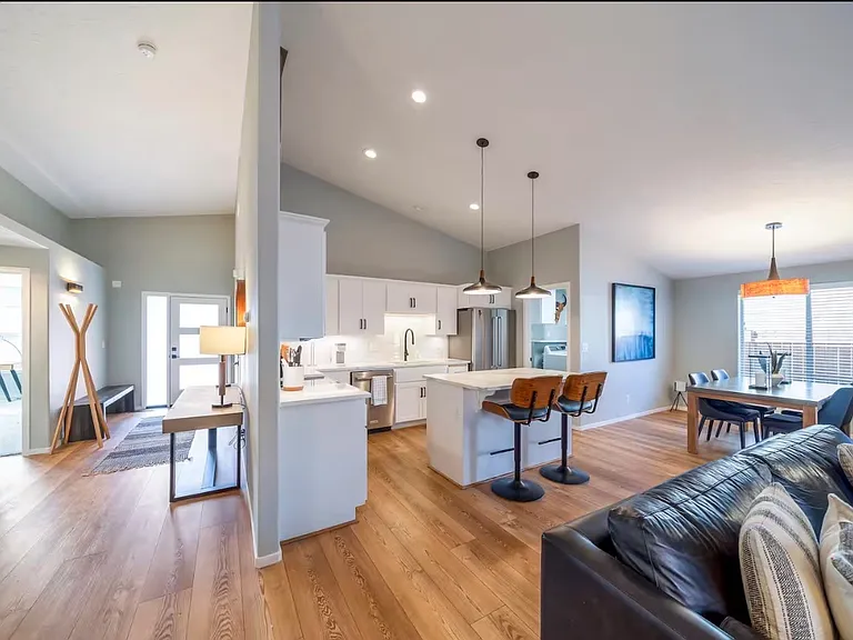 20577 Prospector Loop — Photo 8
