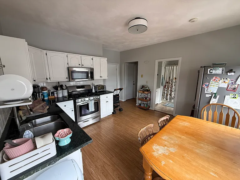 633 Somerville Ave #3 — Photo 8