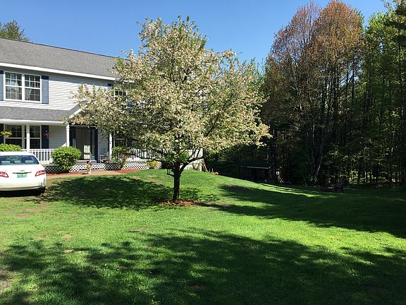 4th image of 67 Applewood Dr
