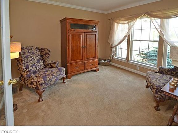 3rd image of 36415 S Park Dr