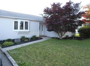 502 Cedarwood Dr, Lanoka Harbor, NJ 08734