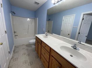 4618 Cross Ridge Ln, Greensboro, NC 27410