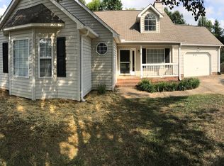 605 Oak Valley Dr, Simpsonville, SC 29681