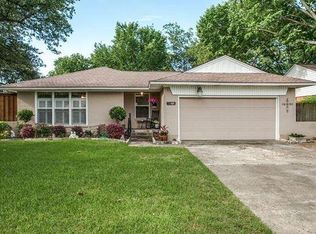 9018 Lydgate Dr, Dallas, TX 75238
