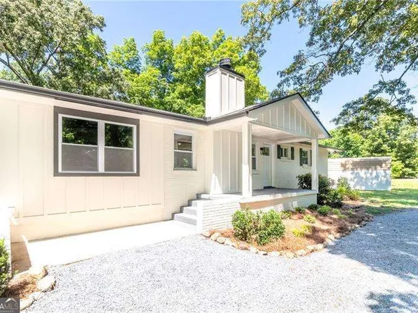45 E Rocky St NE, White, GA 30184