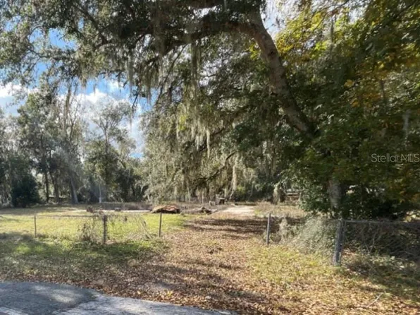 10915 E Trails End Rd #130, Floral City, FL 34436