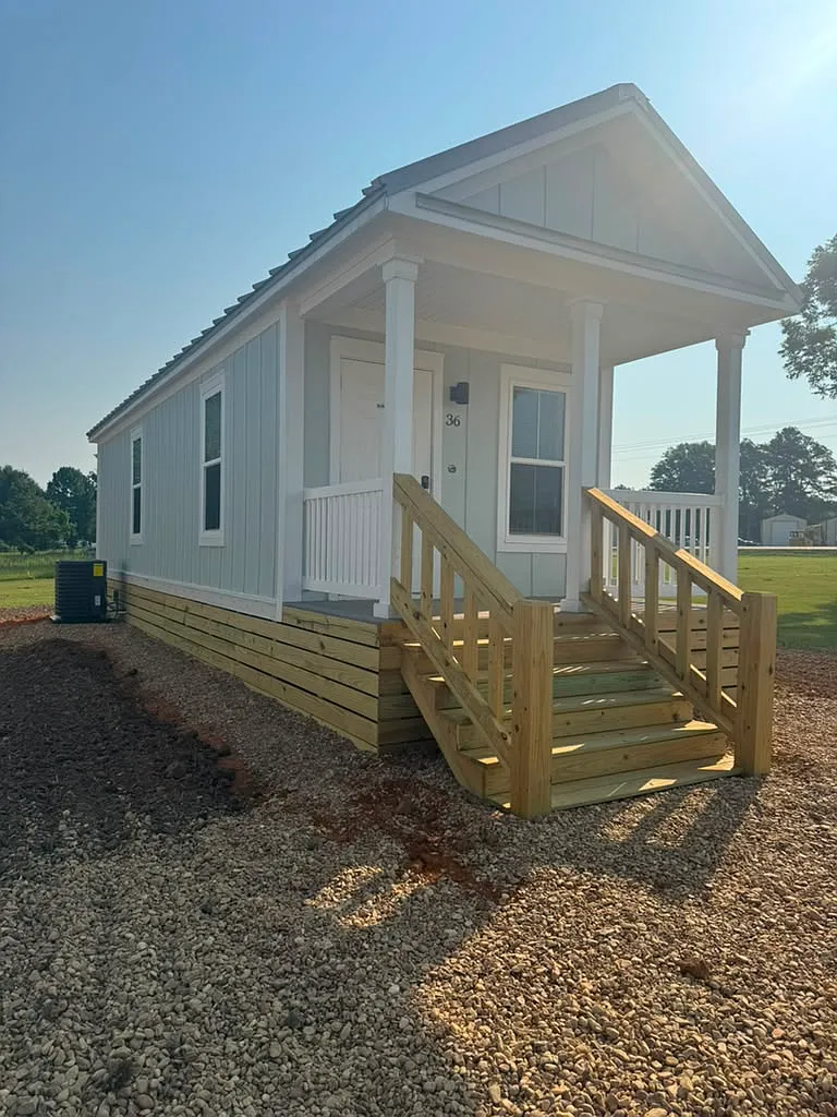 1 bed, 700 sqft, $1,050 — Photo 1