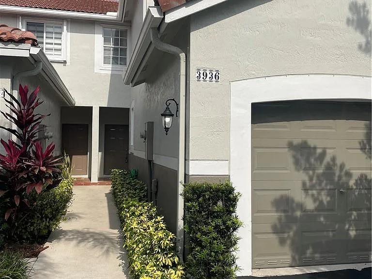 3936 San Simeon Ln #3936 — Photo 2