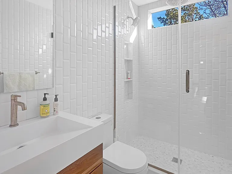 1225 Leeton Dr — Photo 15