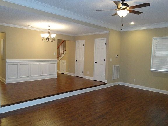 Bright Open Floor Plan