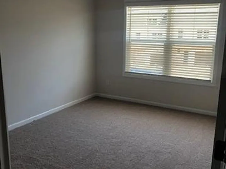 8171 Sheffield Dr — Photo 15