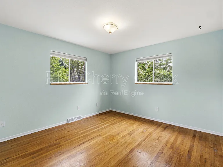 766 W Davies Way — Photo 13