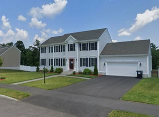 31 Sparrow Way, Raynham, MA 02767