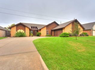 11816 Vail Dr, Oklahoma City, OK 73162