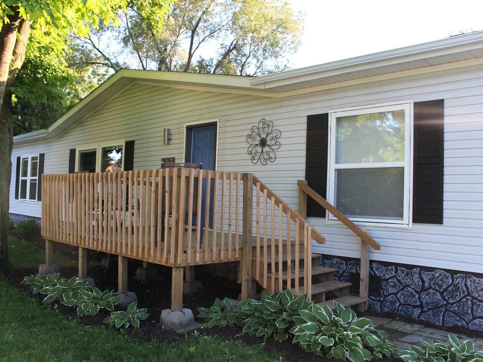 507 4th St, Sheldahl, IA 50243 Zillow