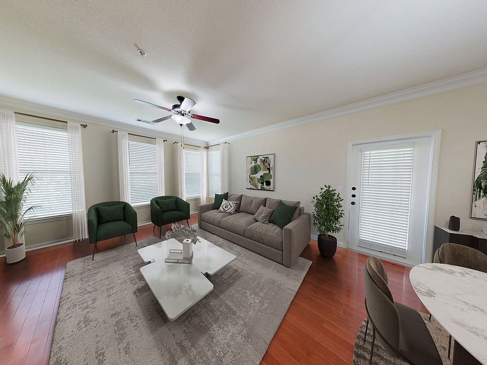 Spacious Living Room