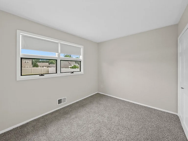 16 Tappan Ave — Photo 10