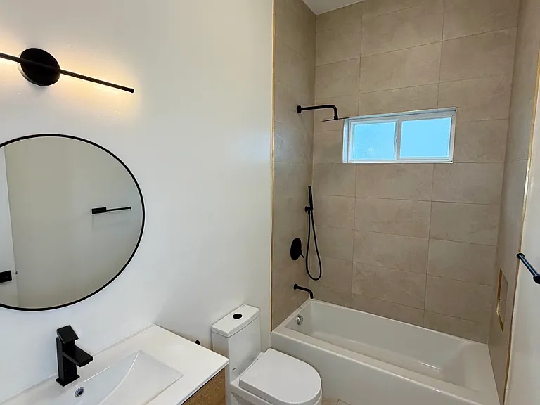 46 N Hamilton St #5 — Photo 7