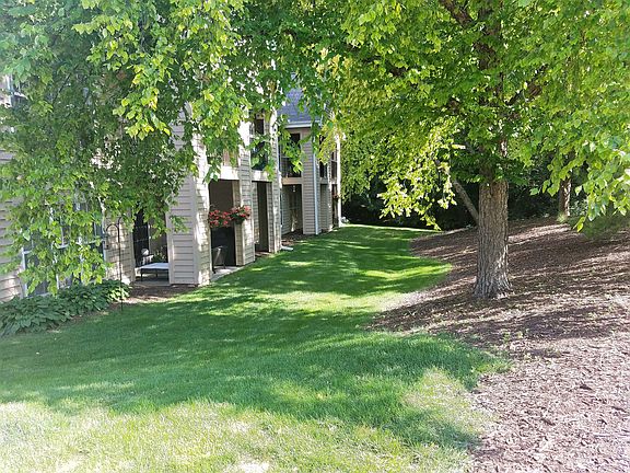 2nd image of 6147 Chasewood Pkwy APT 102