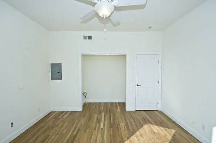3026 Price Ave — Photo 7