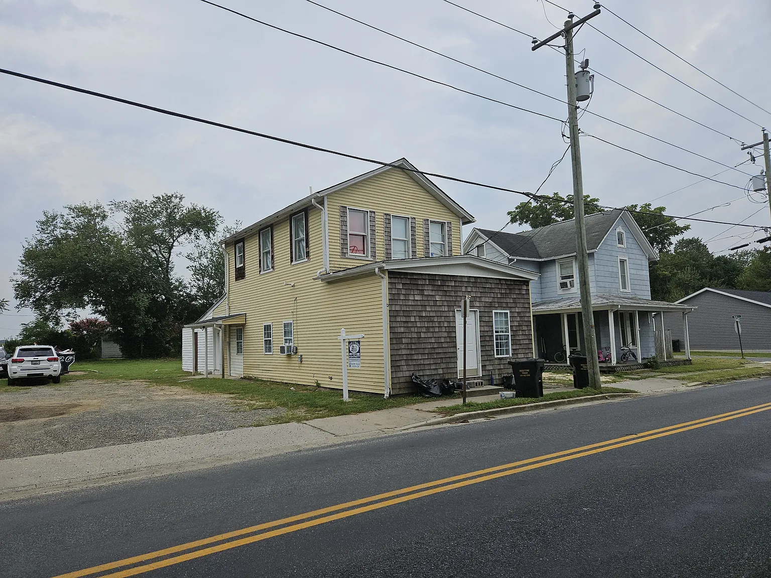 2 bed, $1,200 — Photo 1