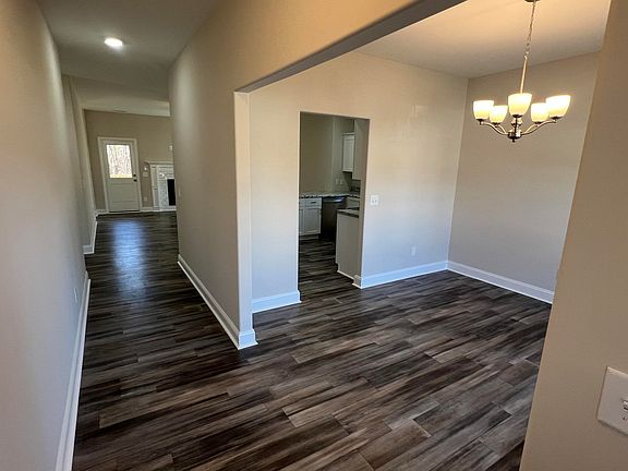 4th image of 136 Dallas Drive