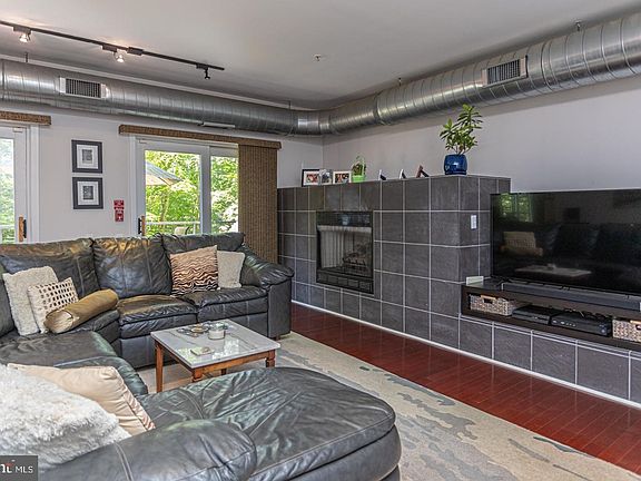 5th image of 182 Gay St APT 501