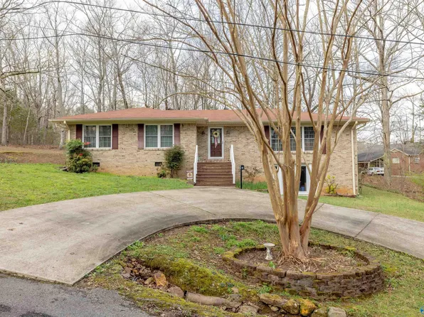 204 Slate Dr, Hamilton, AL 35570