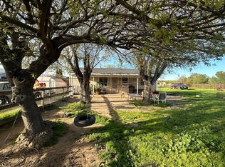 5596 McHenry Rd, Merced, CA 95341
