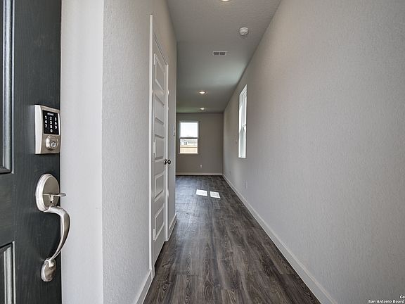 2nd image of 5707 Topaz Way