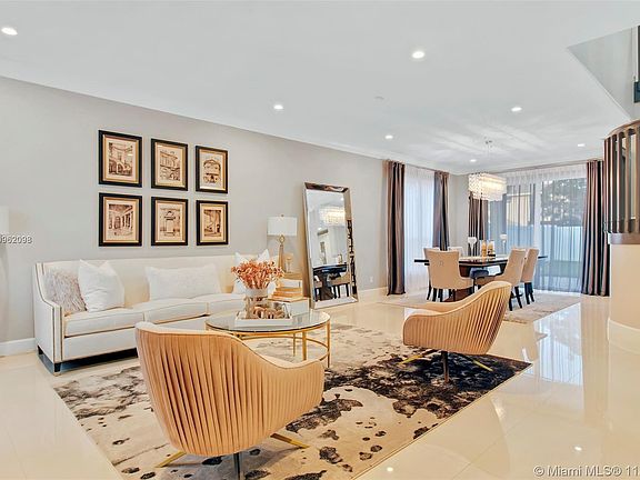 4th image of 17903 SW 35th Ct