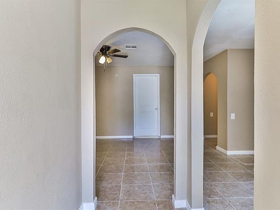 4th image of 6715 Rosemary Ln