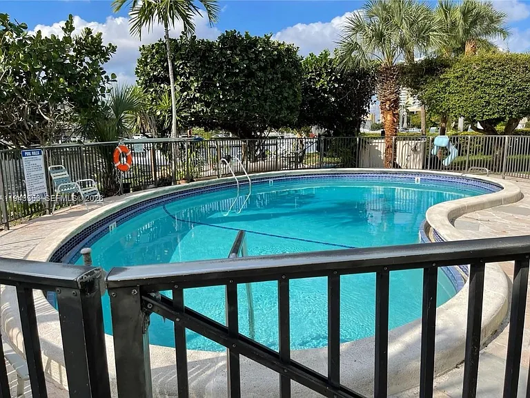 455 Golden Isles Dr #107 — Photo 10
